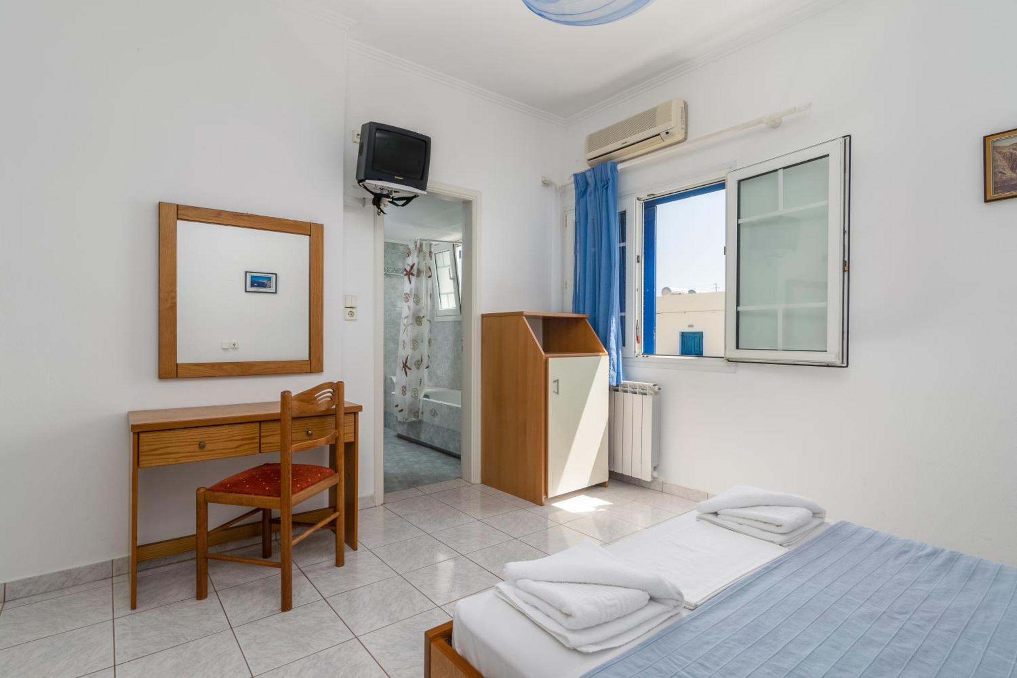 Tina'S Apartments Adamantas  Pokoj fotografie